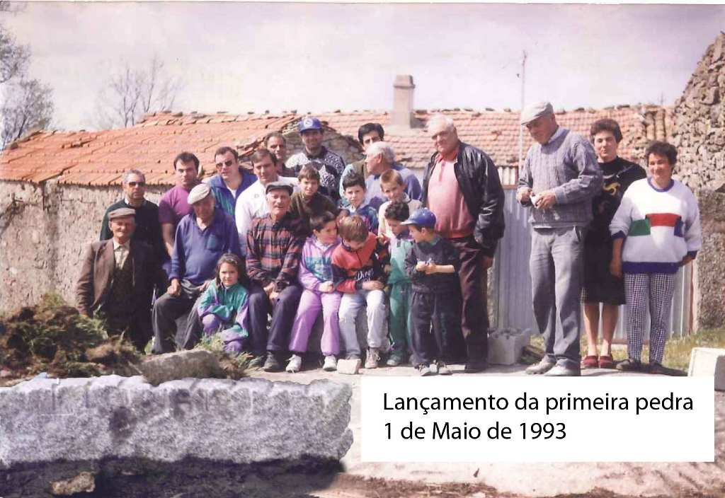 Colocação da primeira pedra da sede da associação